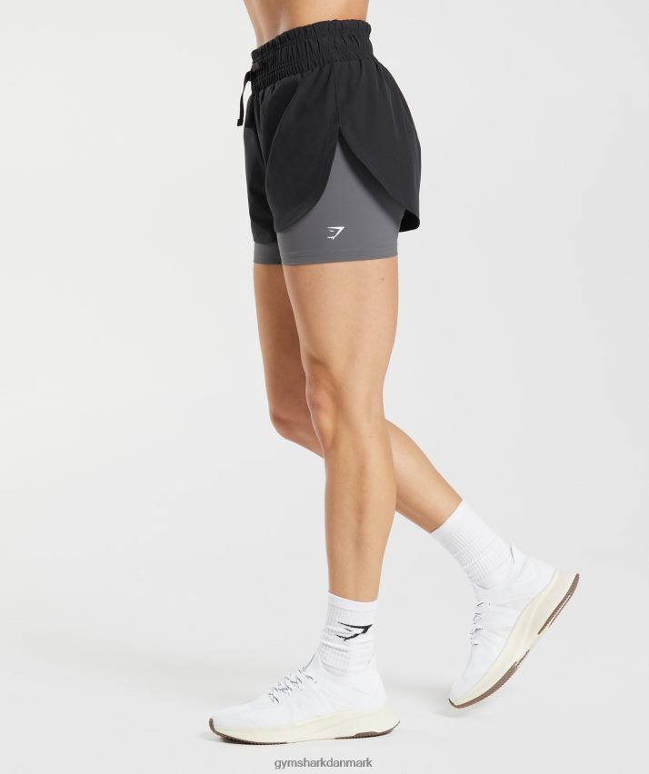 Kvinder Gymshark løber 2 i 1 shorts N4ZDDN40 sort/silhouette grå
