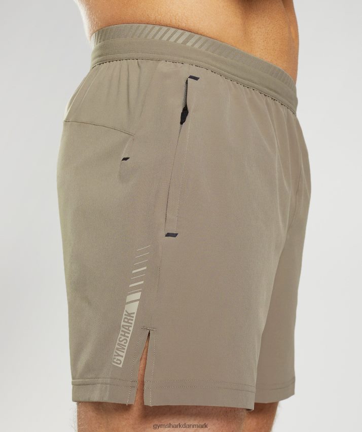 Mænd Gymshark apex 5 hybrid shorts N4ZDDN550 jordbrun