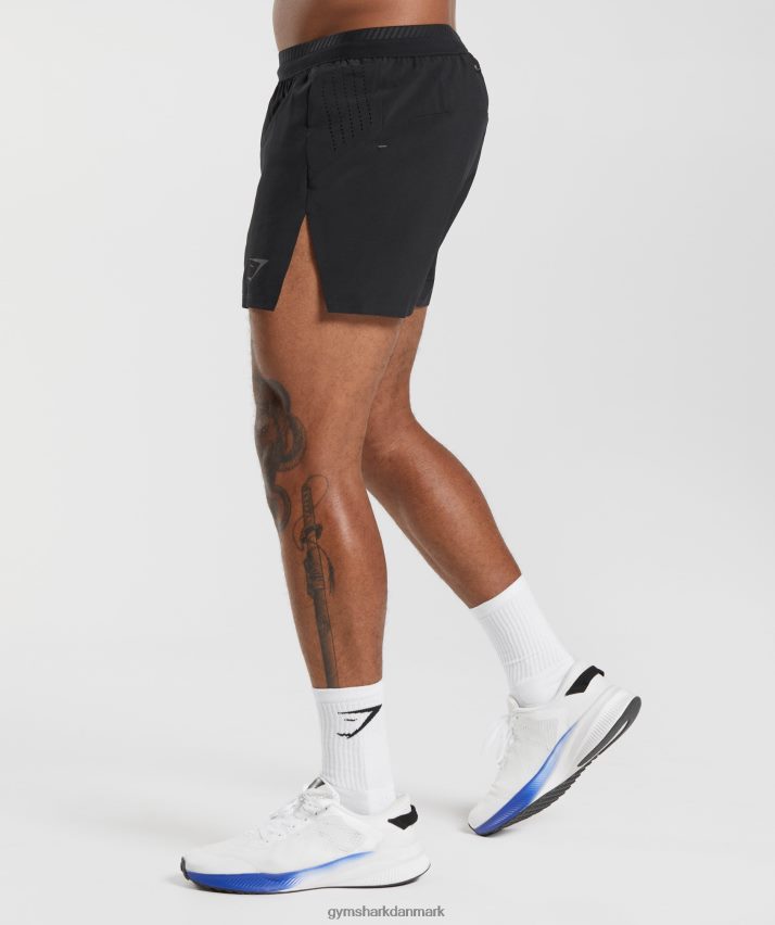 Mænd Gymshark apex run 4 shorts N4ZDDN523 sort
